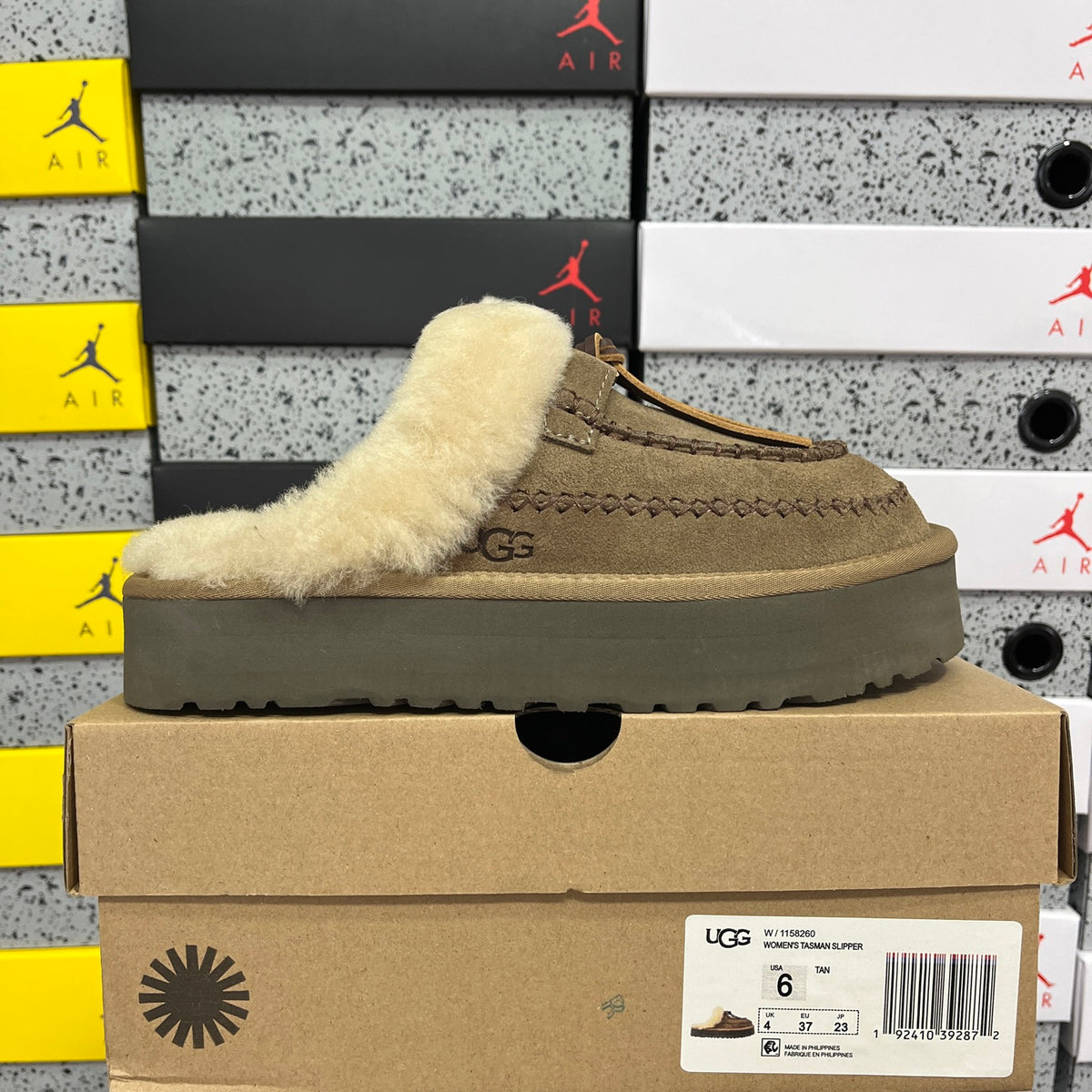 UGG Alpine Short Boot – Walnut