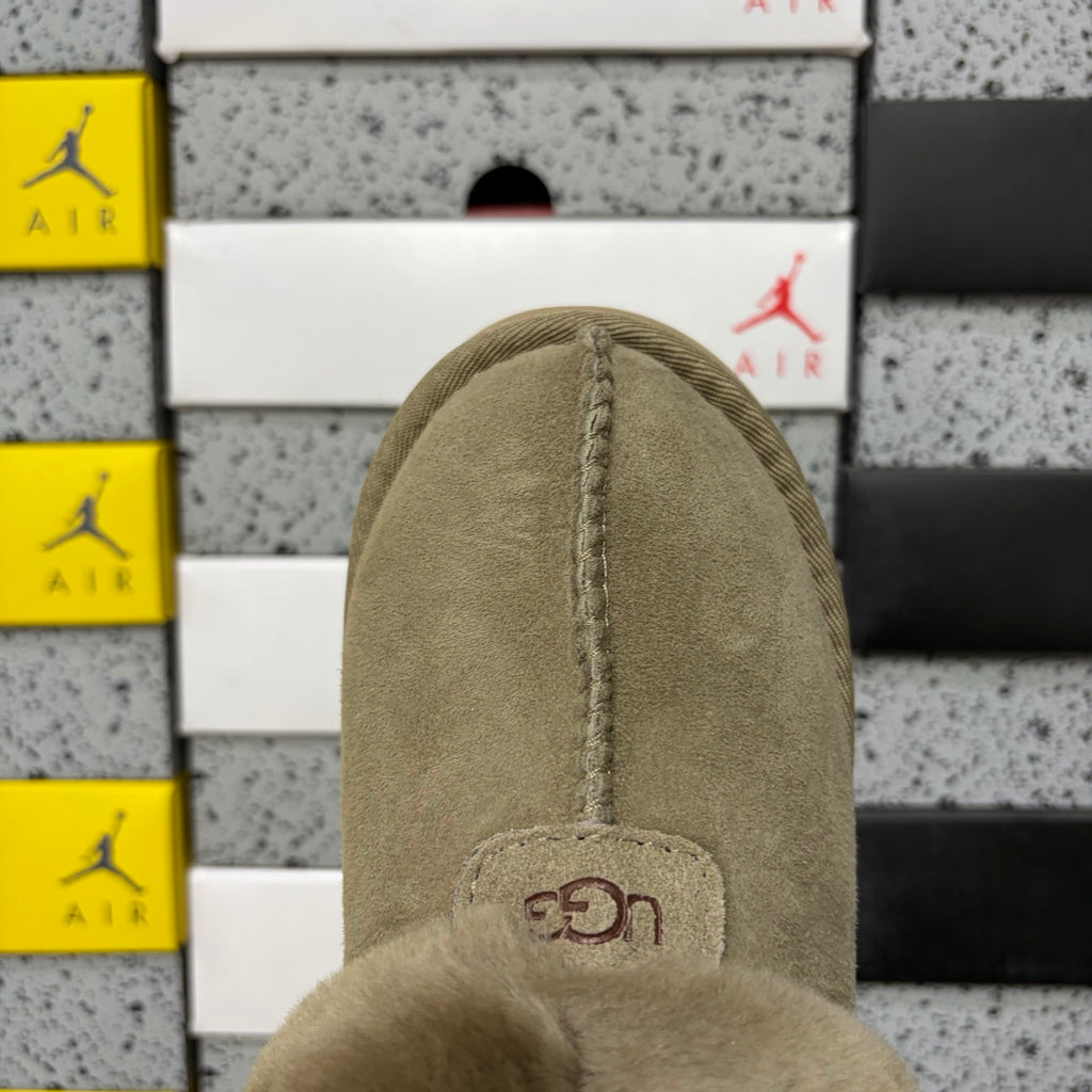 UGG Tazz Platform Slipper – Sand Fawn