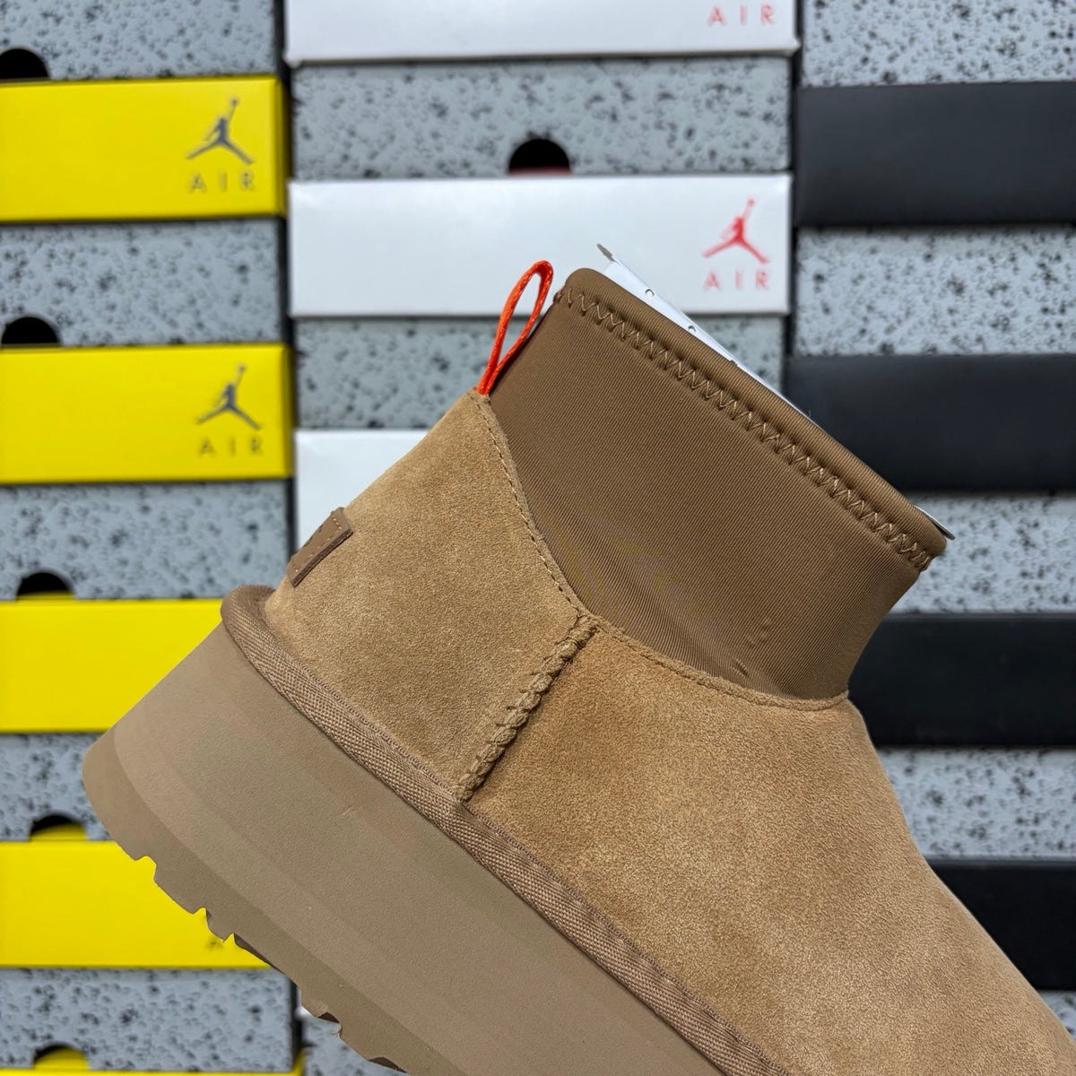 UGG Classic Mini Dipper Boot – Chestnut
