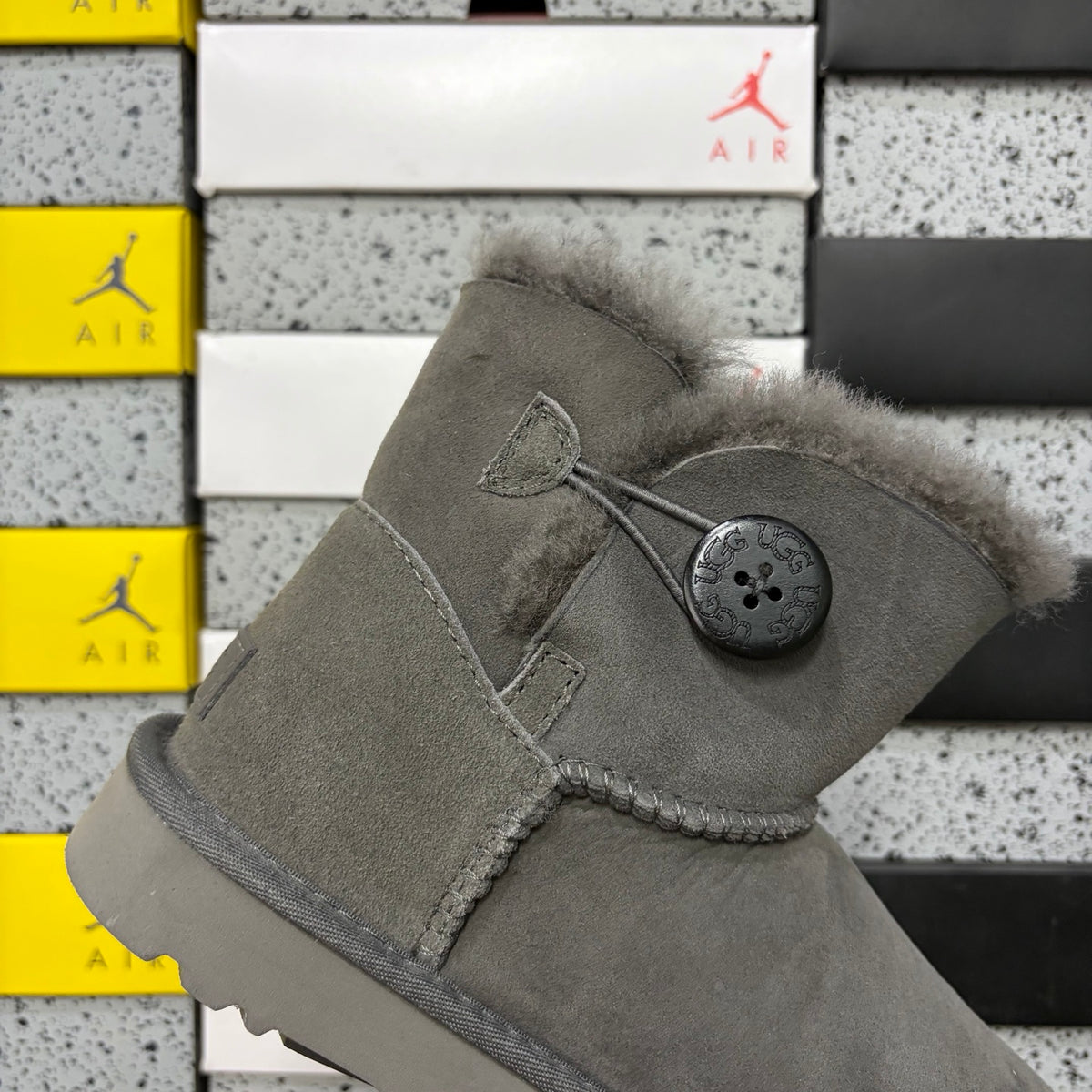 UGG Bailey Button Mini Boot – Grey