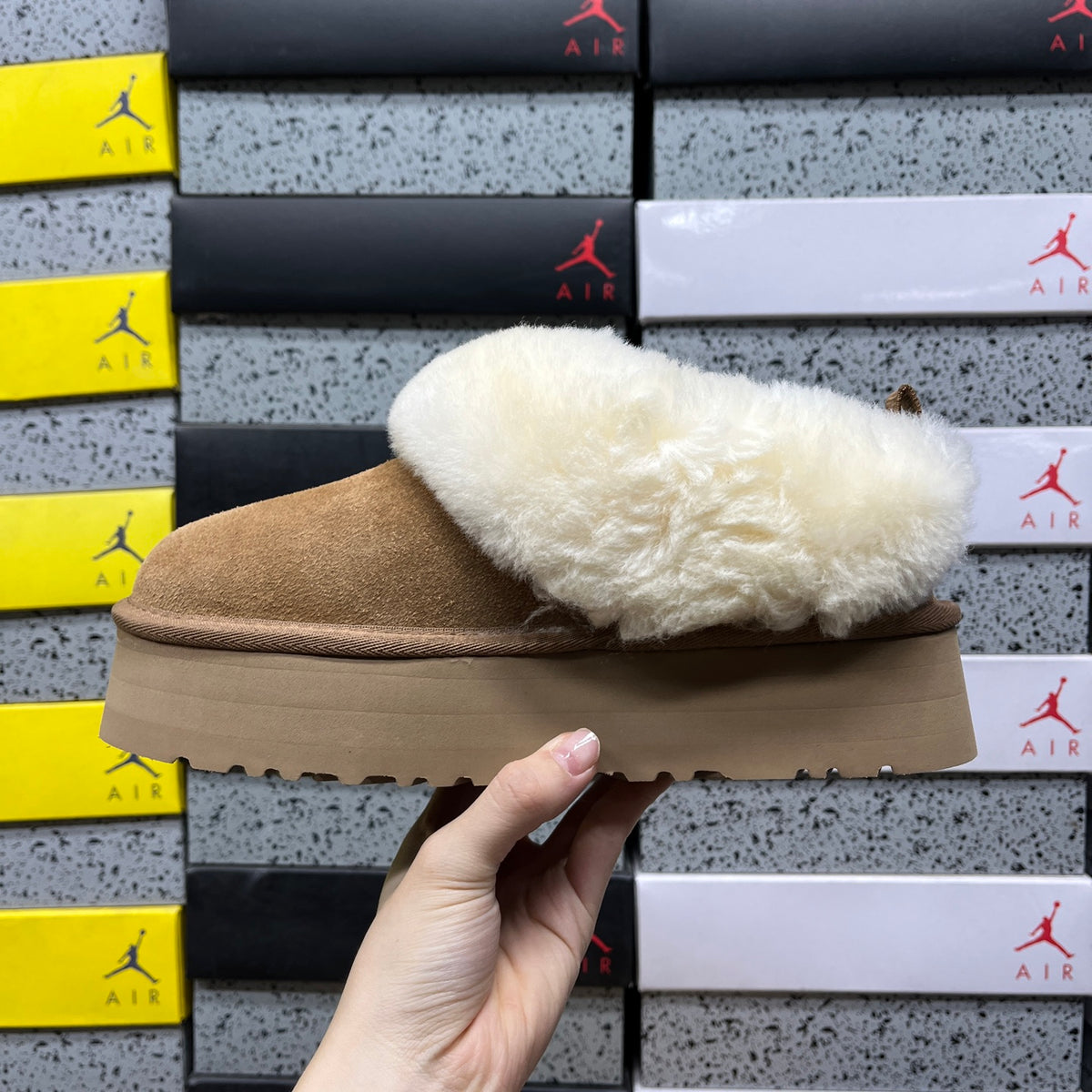 UGG Classic Short Boot – Chestnut