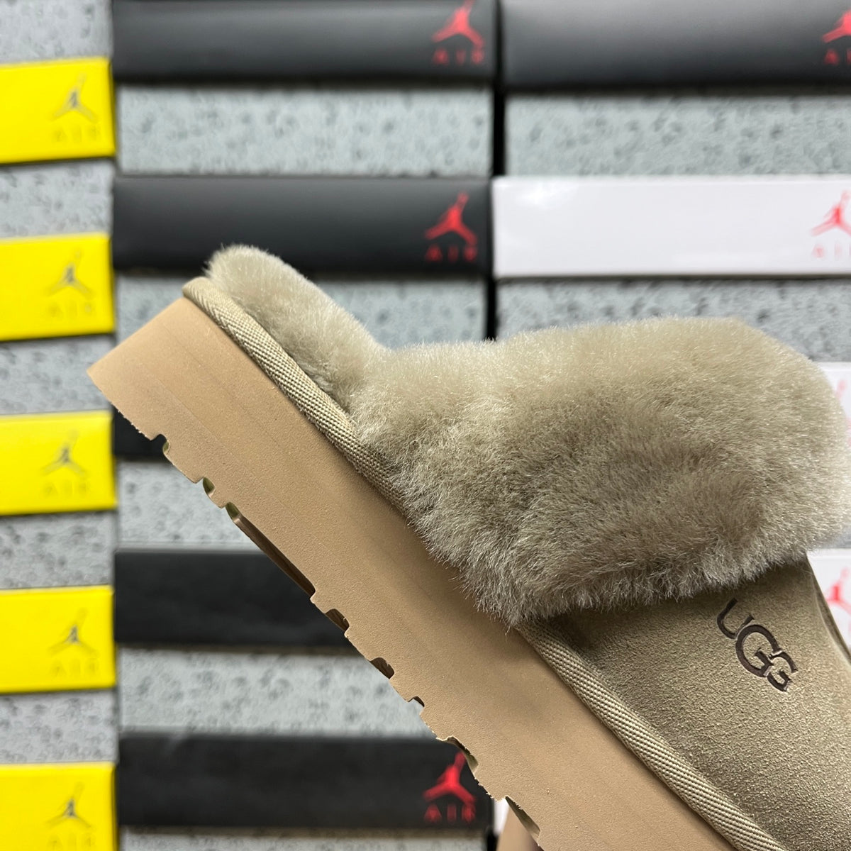 UGG Shearling Platform Clog – Sage
