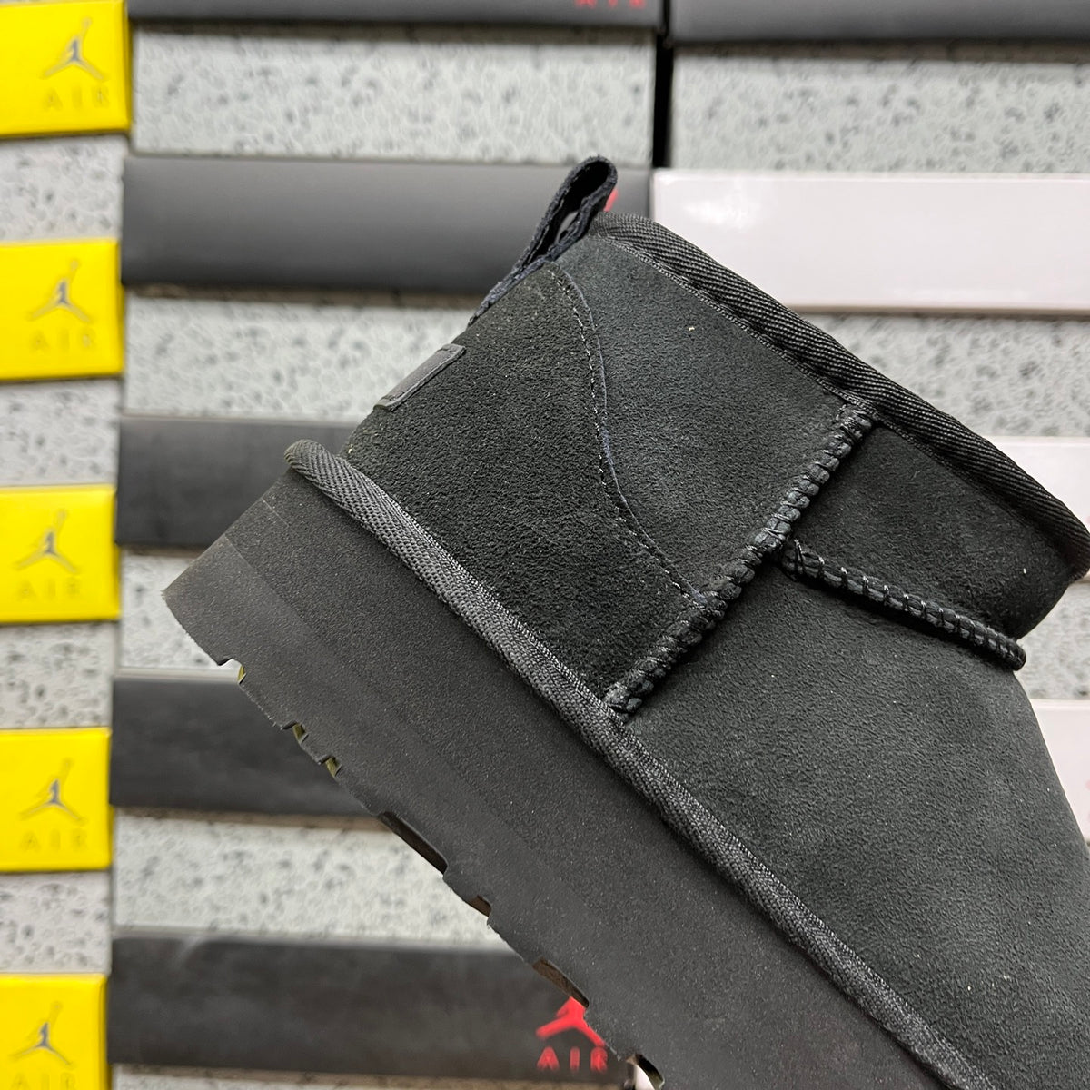 UGG Classic Ultra Mini Platform Boot – Black