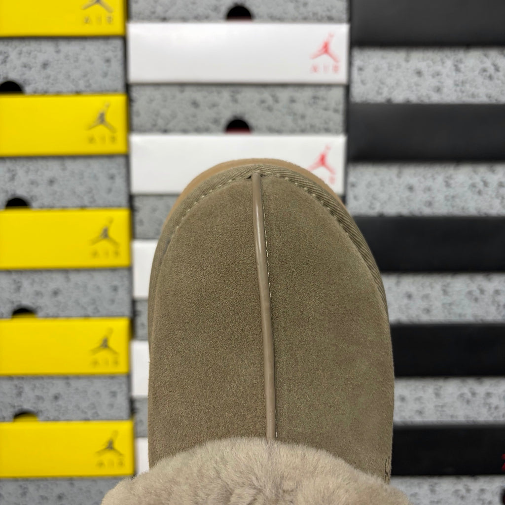 UGG Fluffy Platform Slide – Antelope Brown