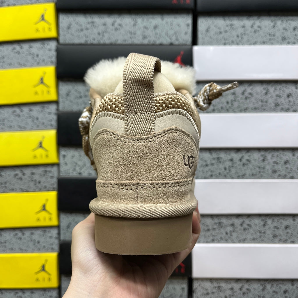 UGG Lowmel Lace-Up Sneaker – Sand