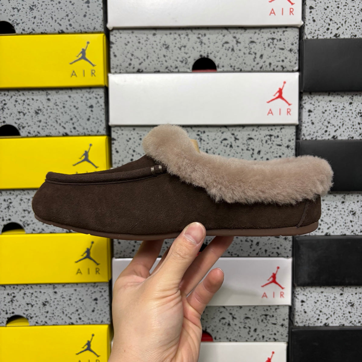 UGG Ansley Slipper – Cocoa