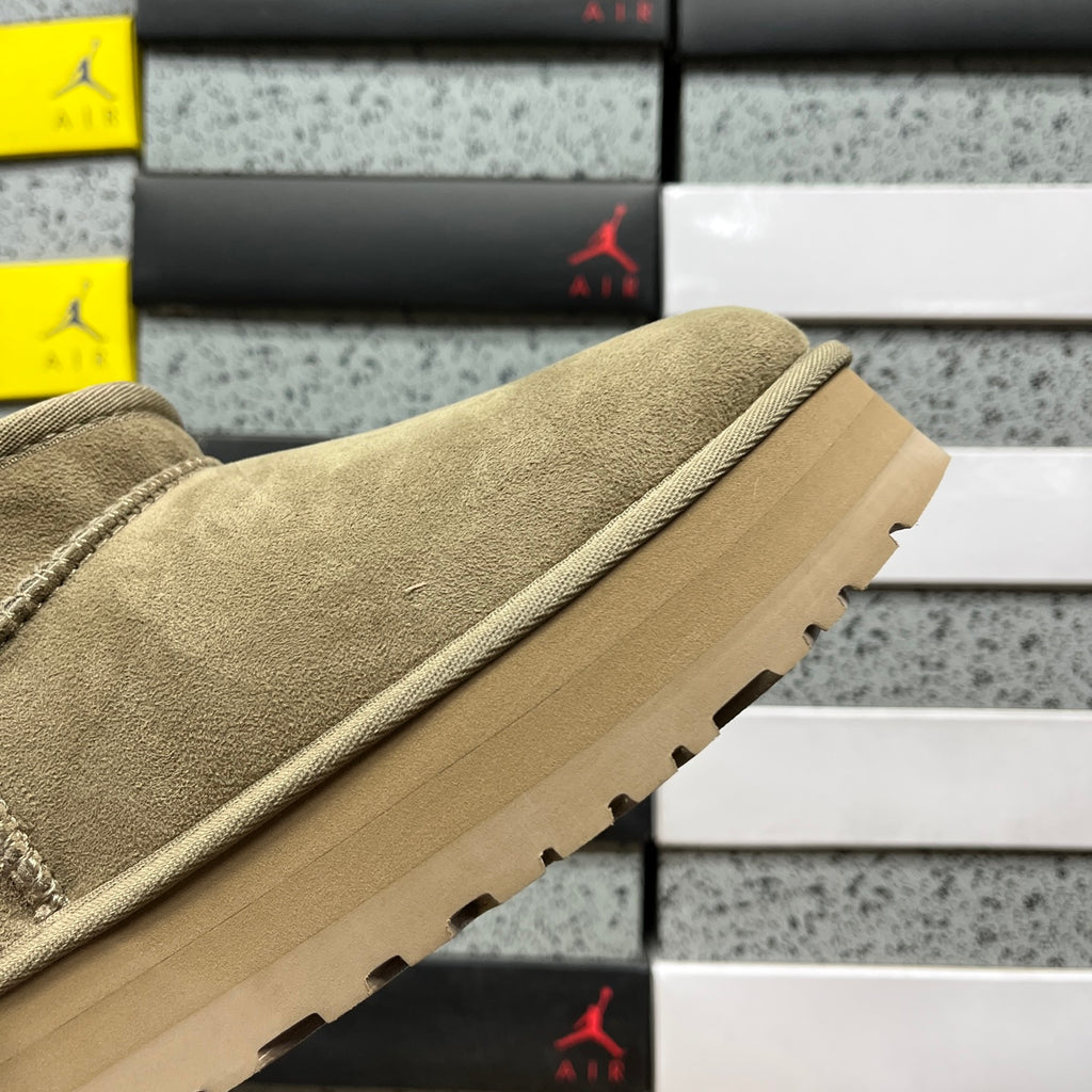 UGG Classic Ultra Mini Platform Boot – Antelope
