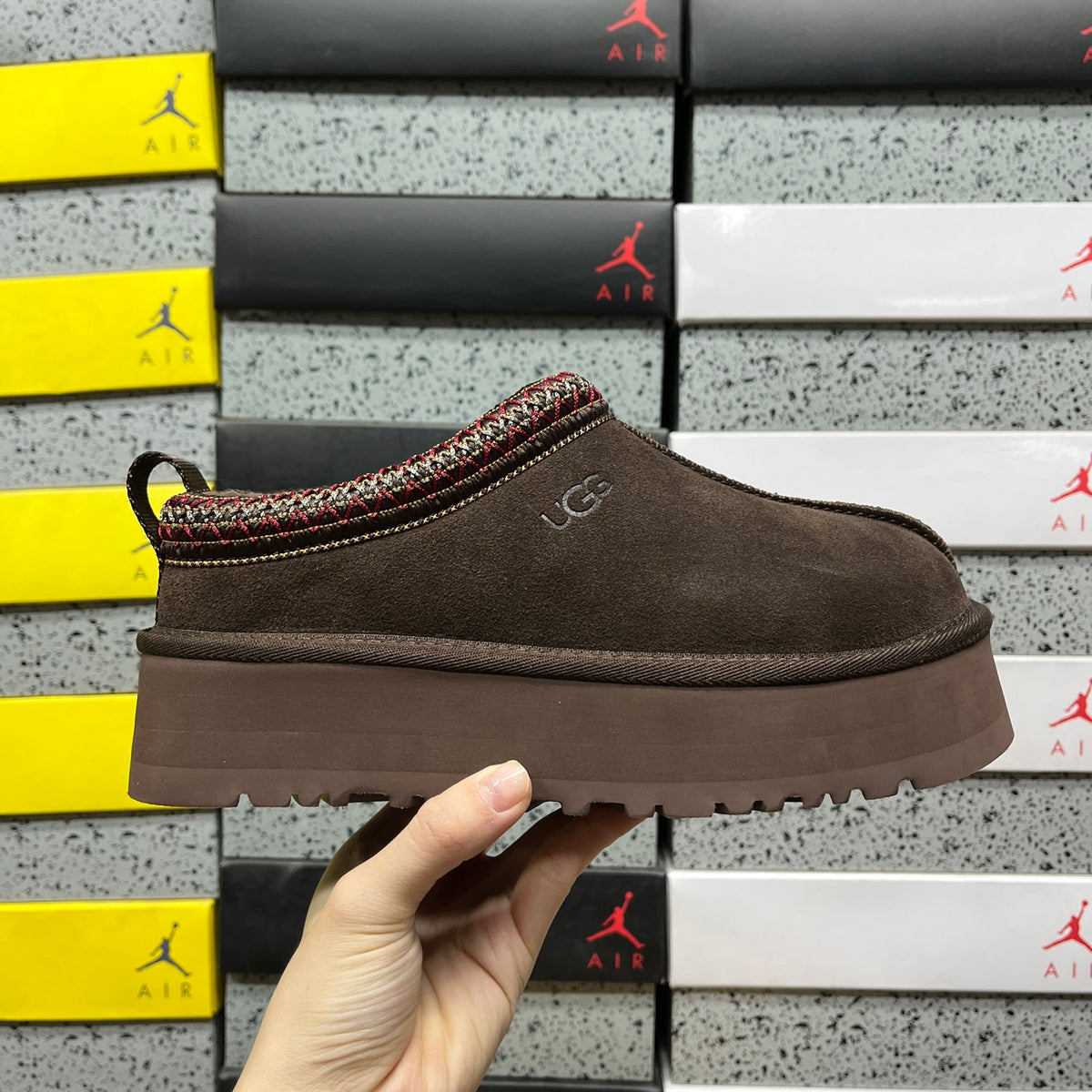 UGG Tazz II Platform Slipper – Espresso