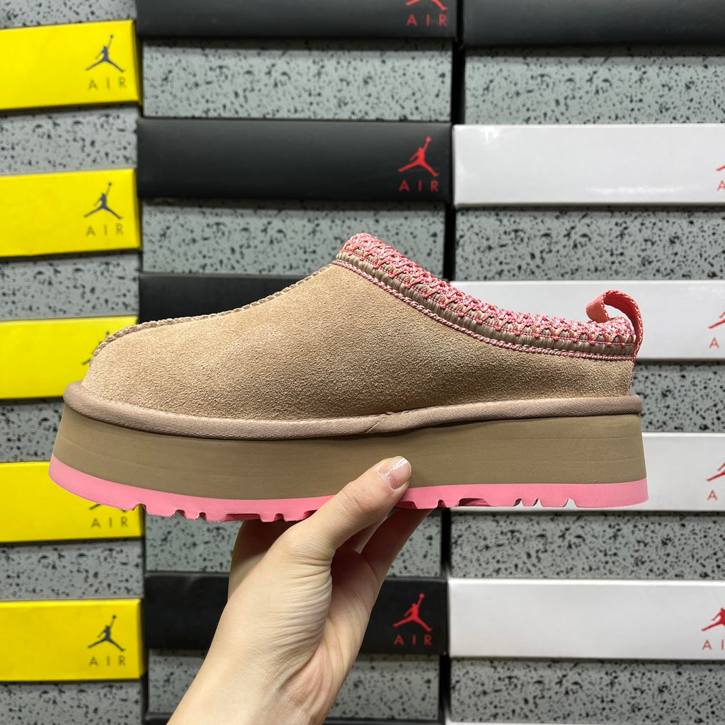 UGG Tasman Slipper – Sand/Pink Special Edition
