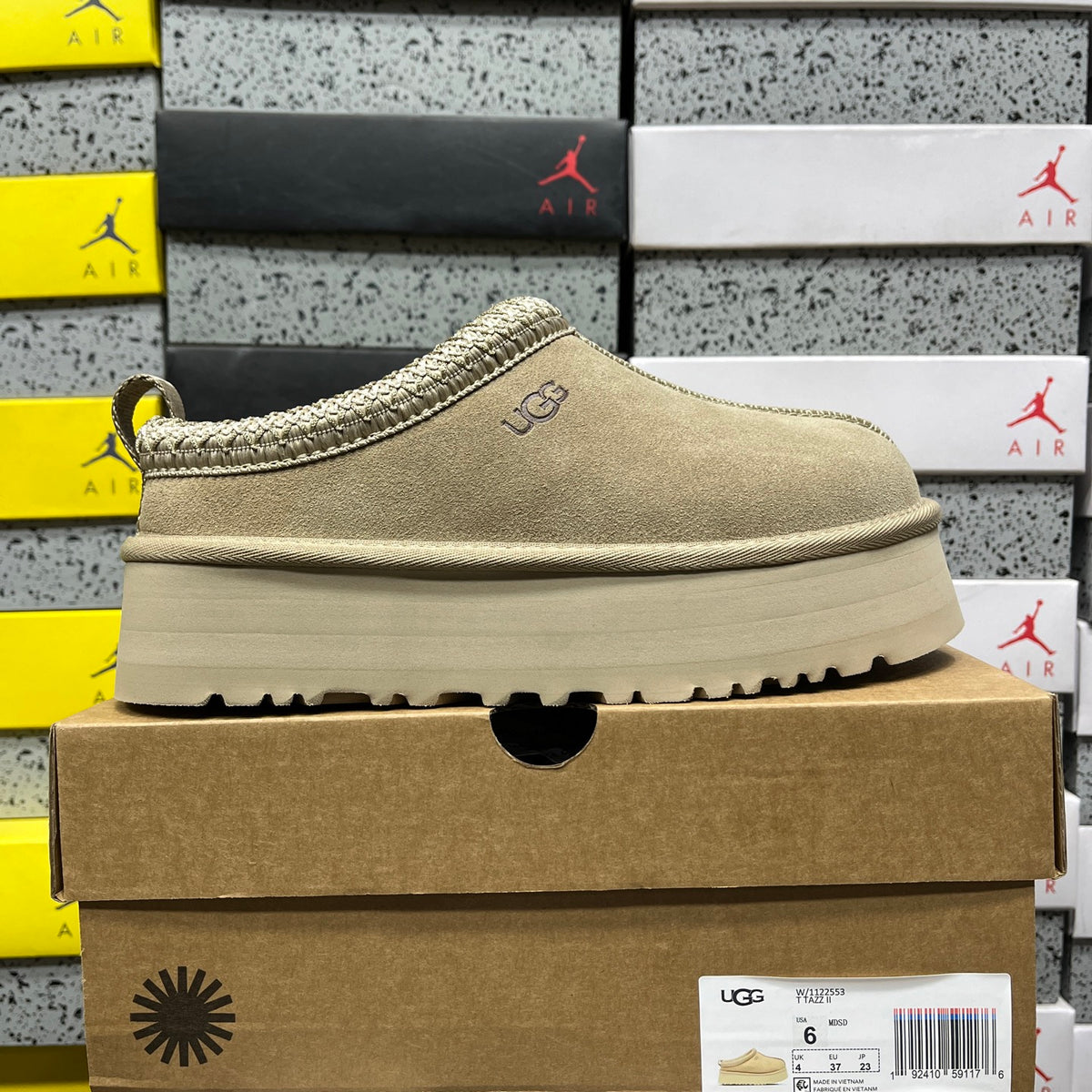 UGG Tazz II Platform Slipper – Sand