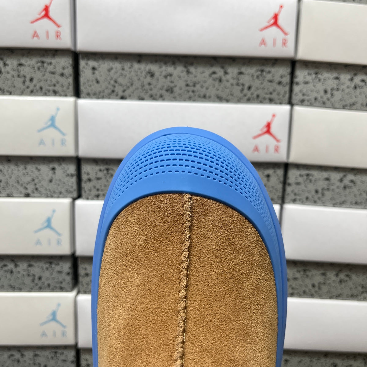 UGG Tasman Weather Hybrid – Wheat & Blue