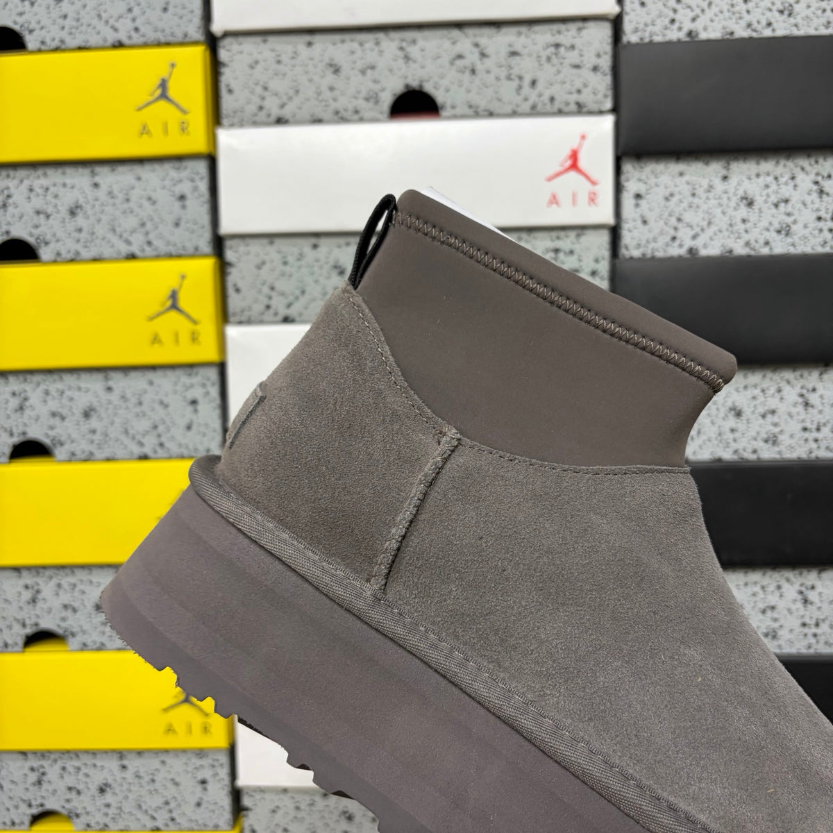 UGG Classic Mini Dipper Boot – Thunder
