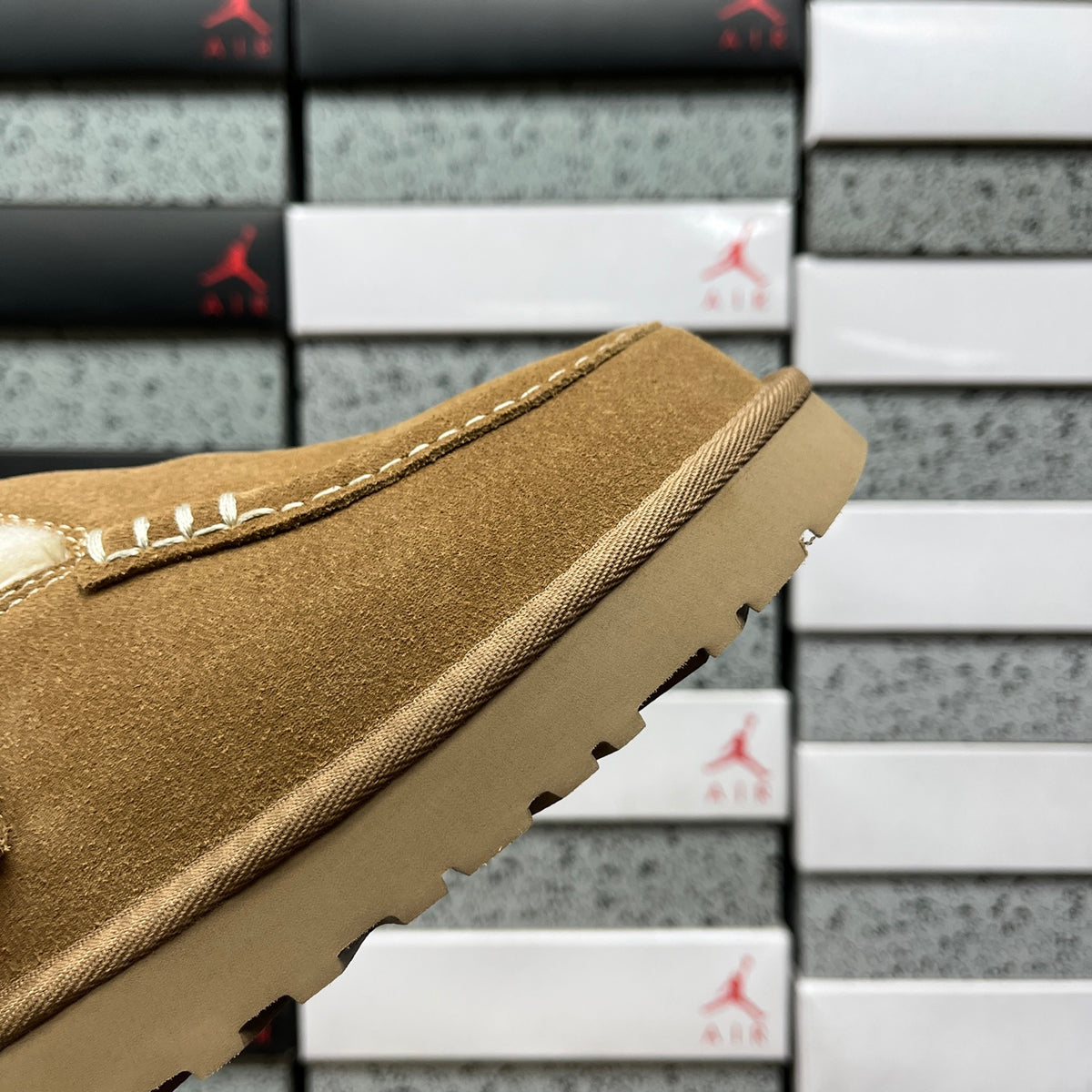 UGG Tasman Slipper – Chestnut
