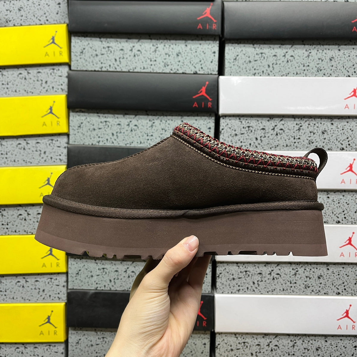 UGG Tazz II Platform Slipper – Espresso