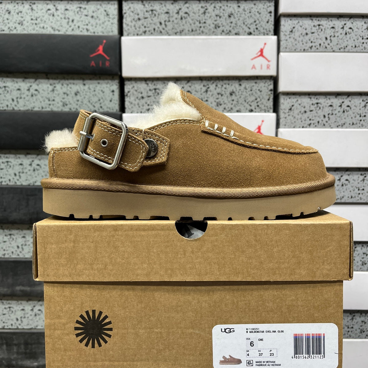 UGG Tasman Slipper – Chestnut