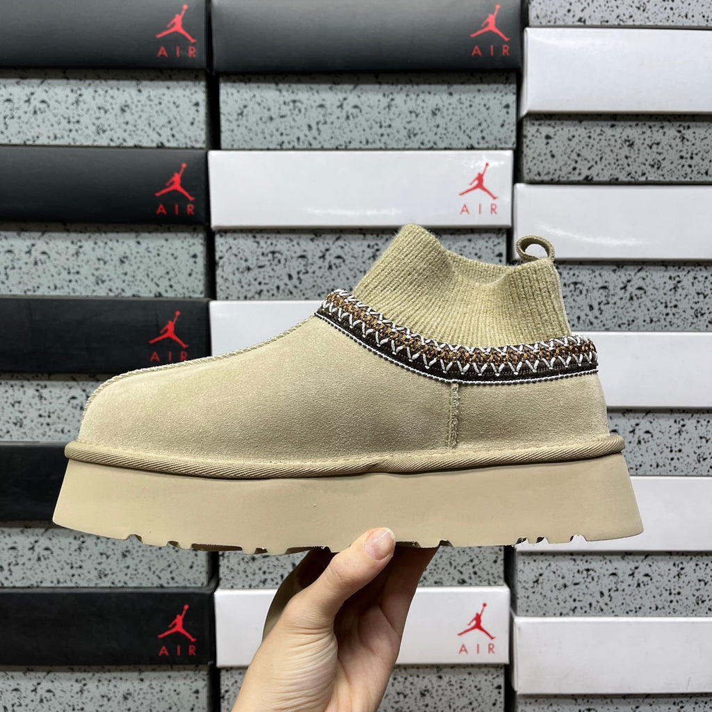 UGG Goldenstar Platform Slipper – Natural