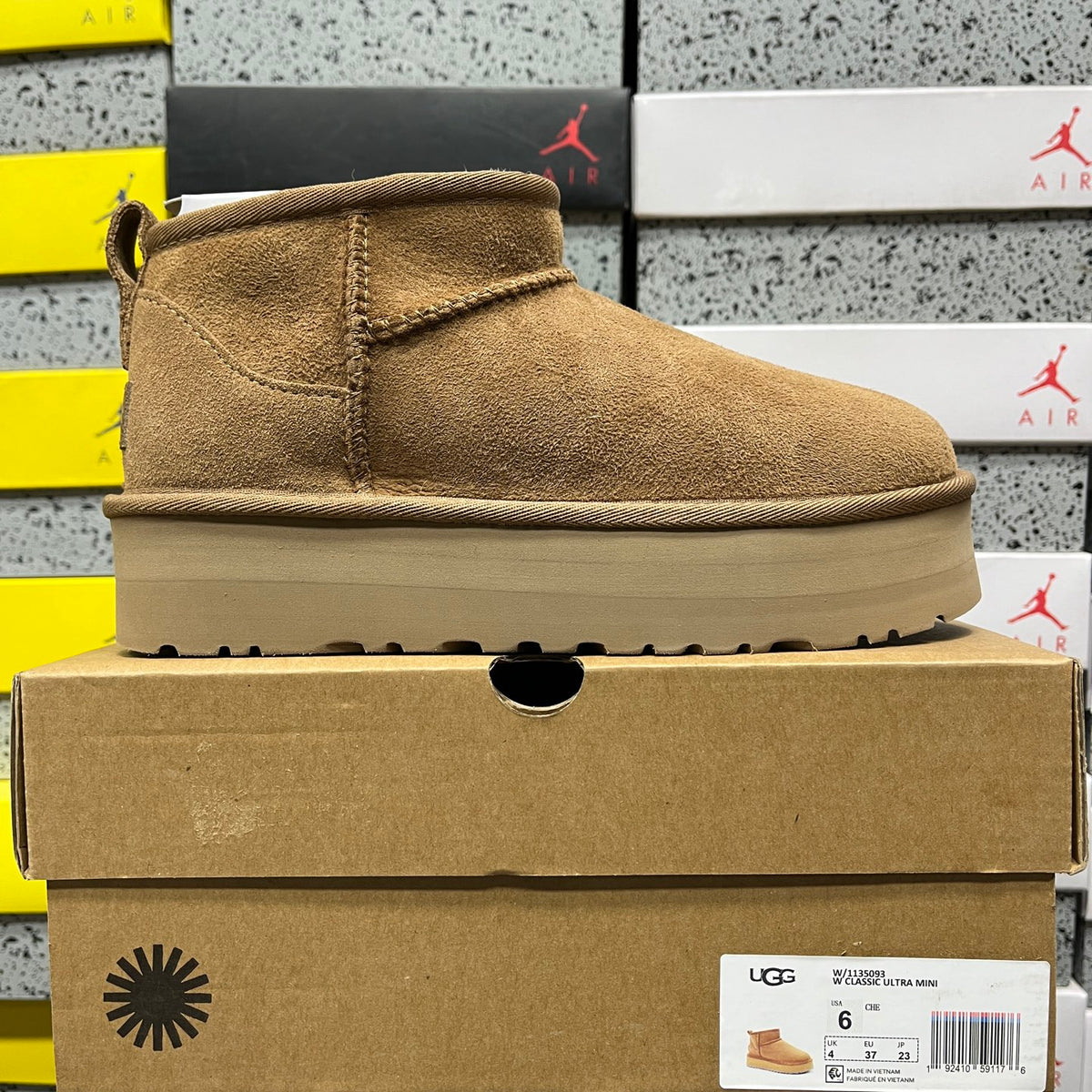 UGG Classic Ultra Mini Platform Boot – Chestnut (UGGPLUSH™)