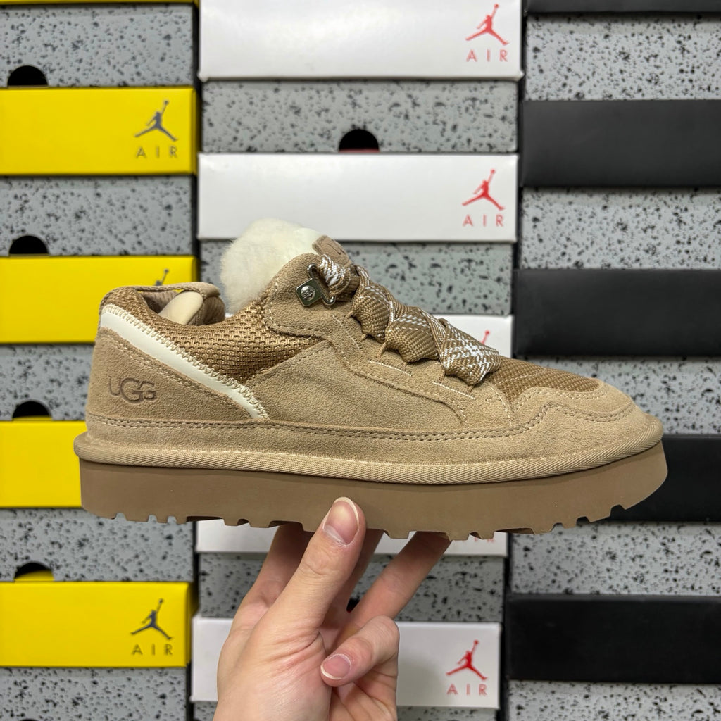 UGG Lowmel Sneaker – Sand