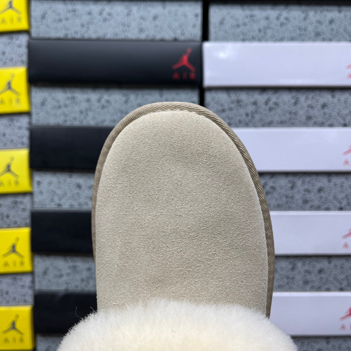 UGG Classic Short Boot – Sand