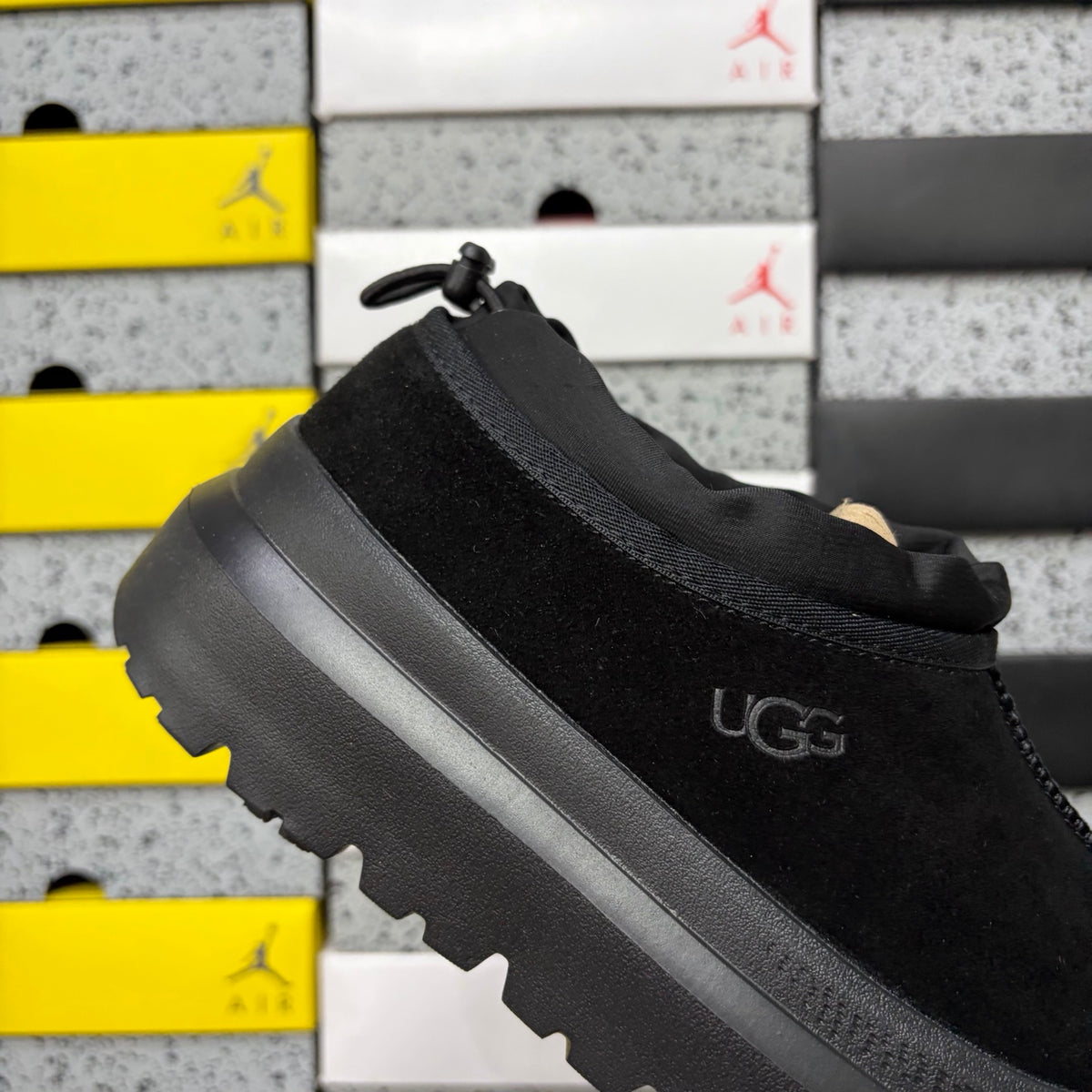 UGG Tasman Weather Hybrid – Black