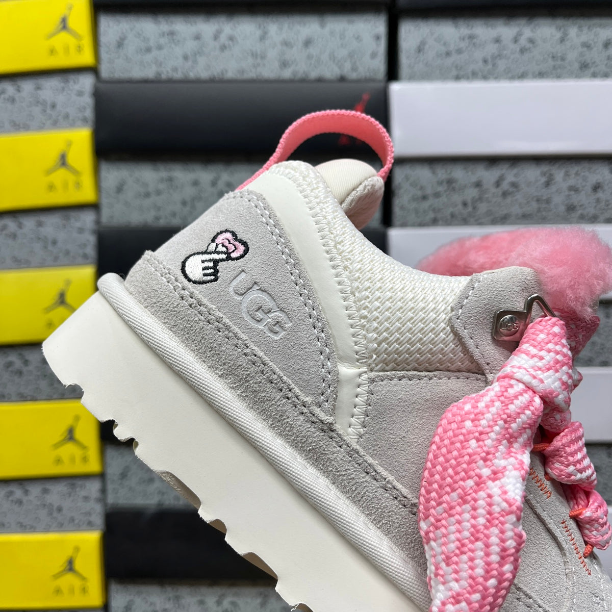 UGG Lowmel Lace-Up Sneaker – White & Pink