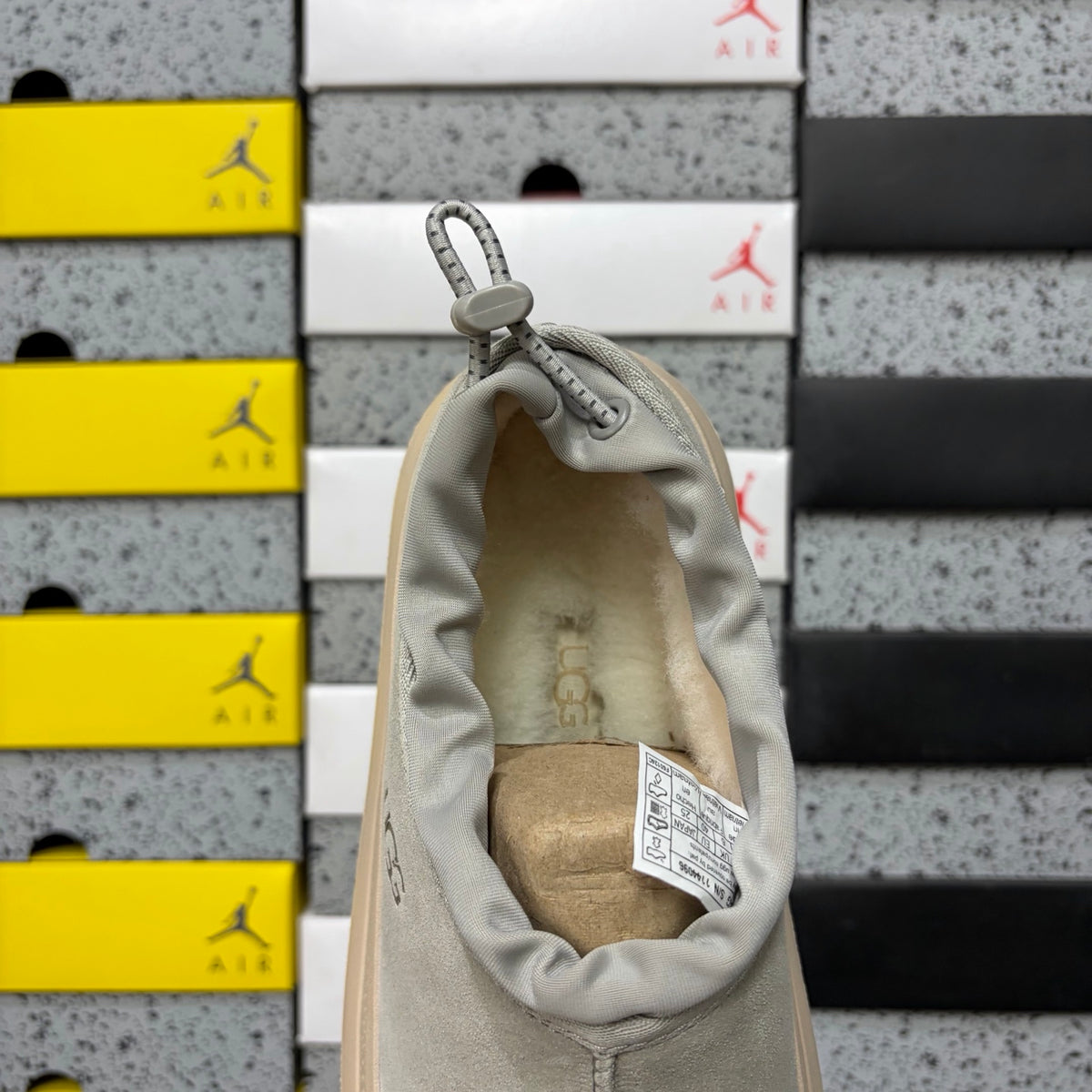 UGG Tasman Weather Hybrid – Sage & Cream