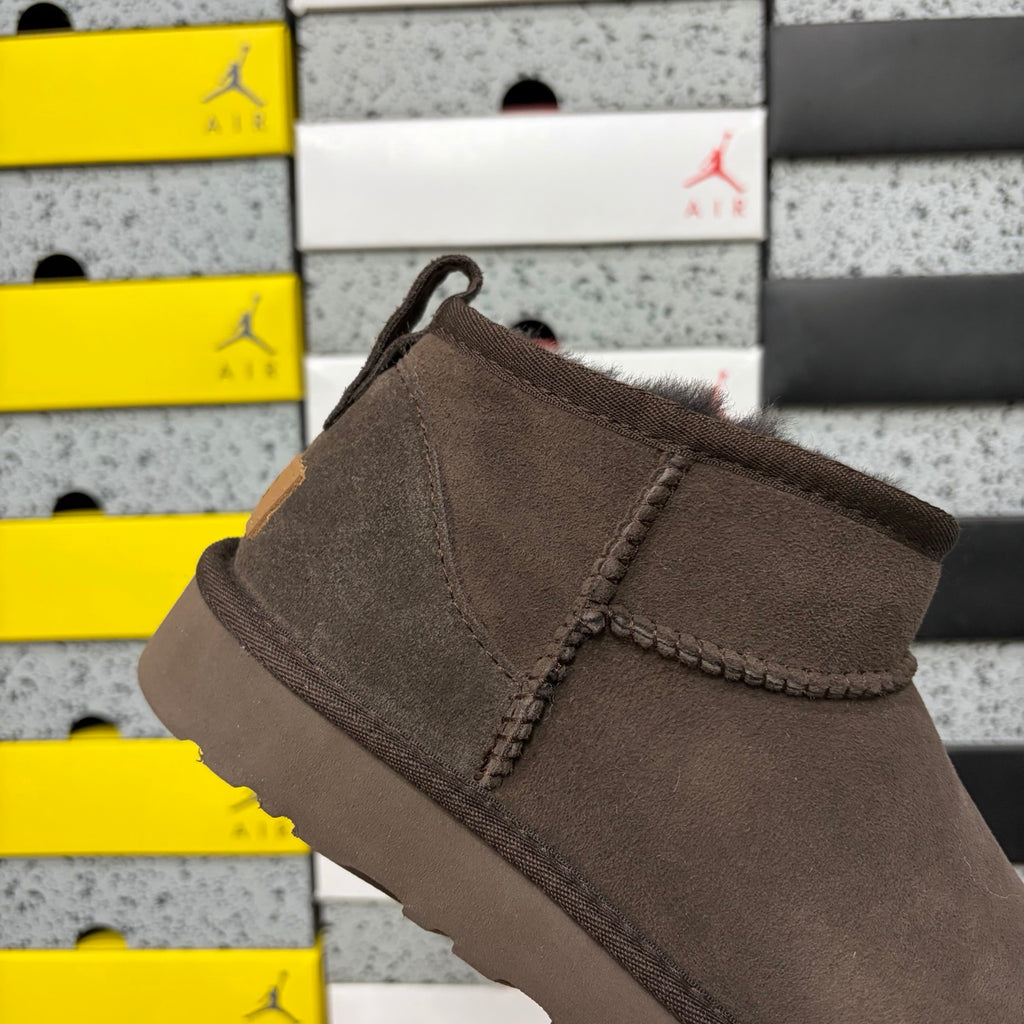 UGG Classic Mini II Boot – Chocolate Brown