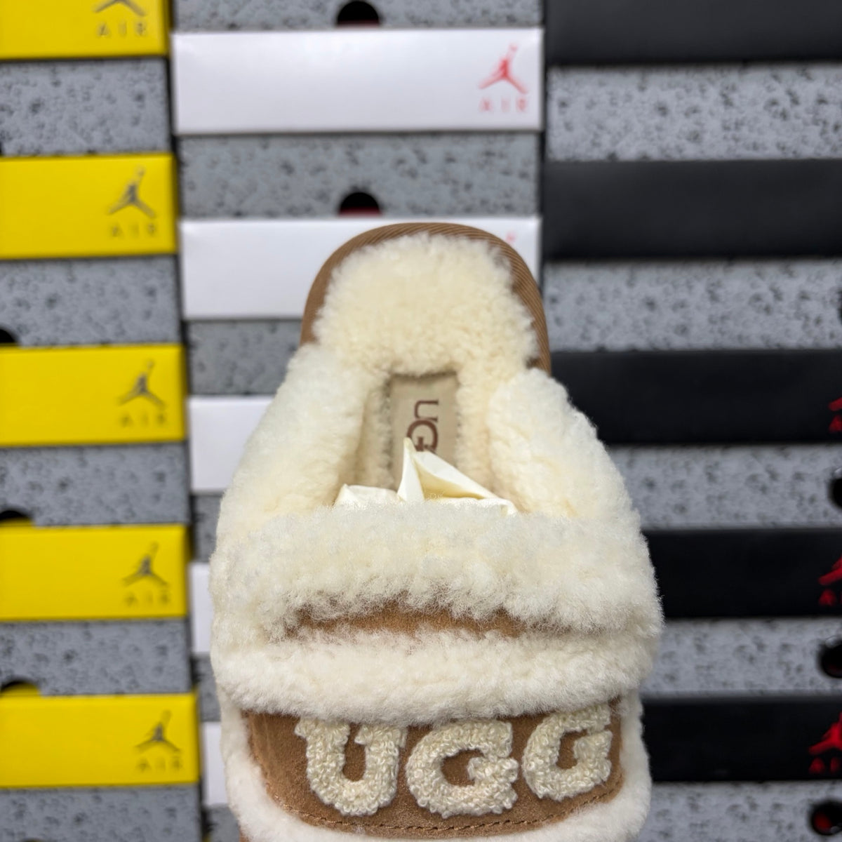 UGG Classic Flipper Mule – Chestnut