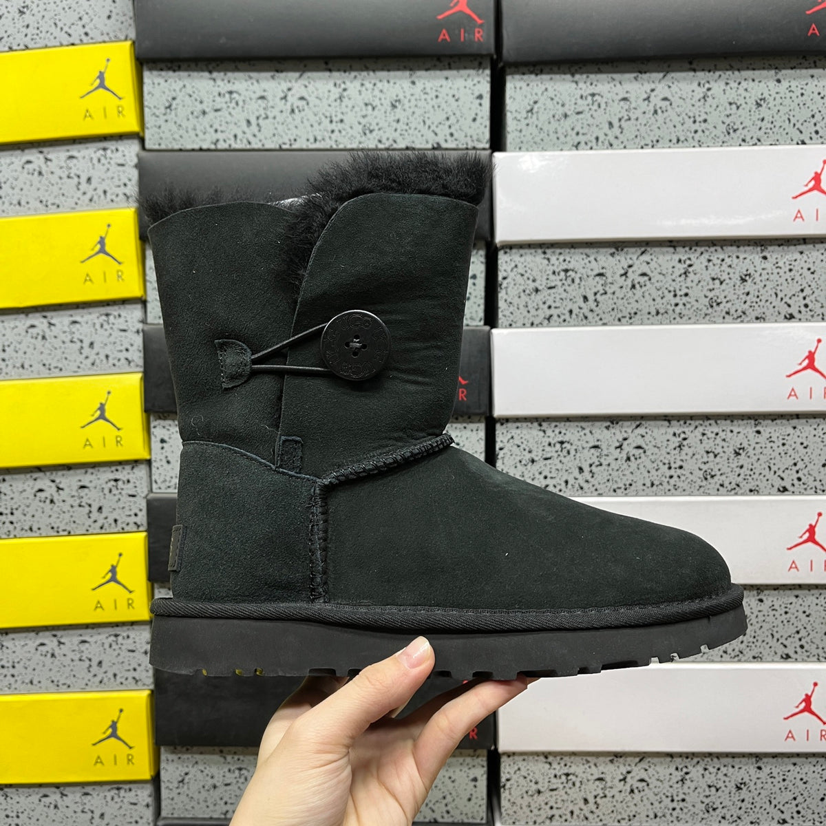 UGG Classic Short II Boot – Black