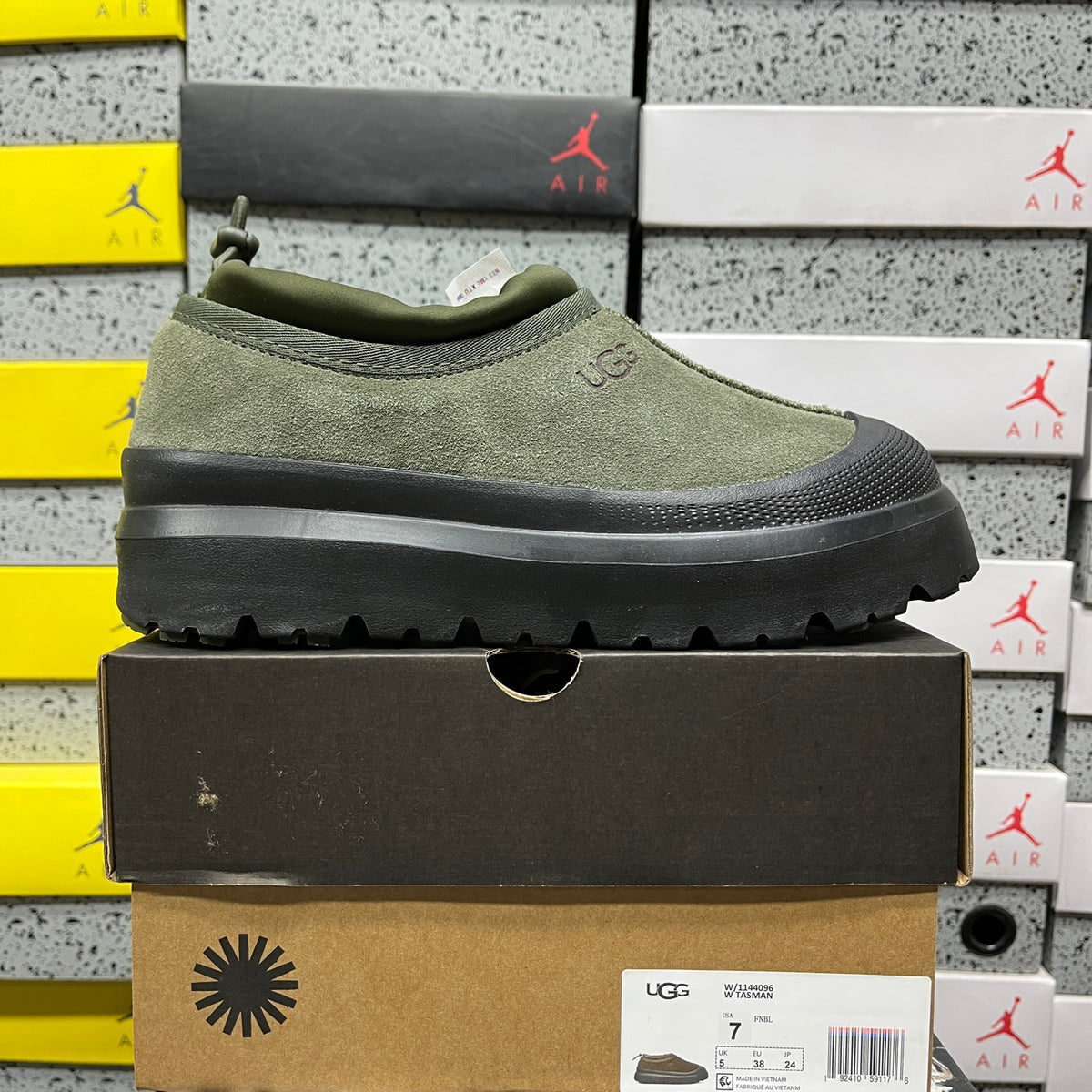 UGG Tasman Platform Mule – Army Green & Black