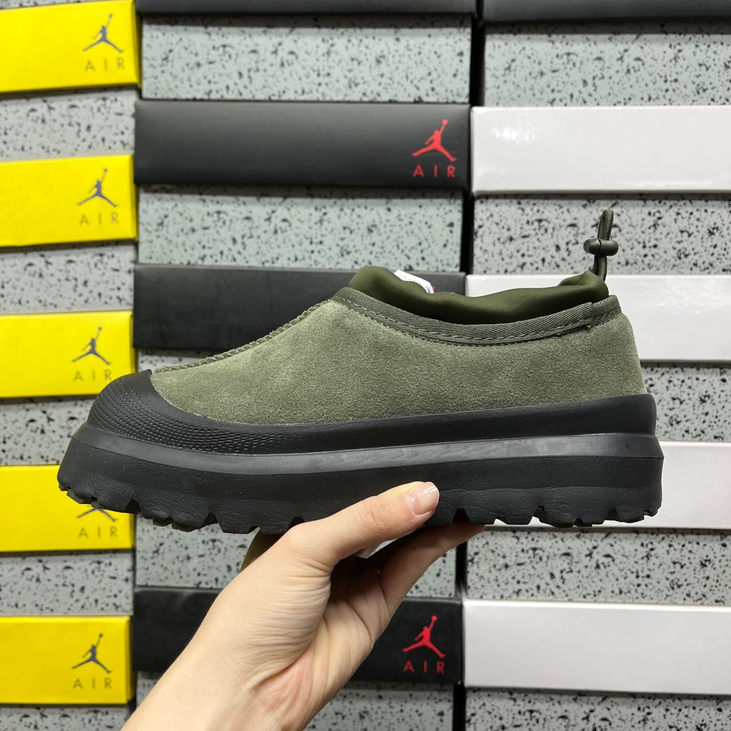 UGG Tasman Platform Mule – Army Green & Black