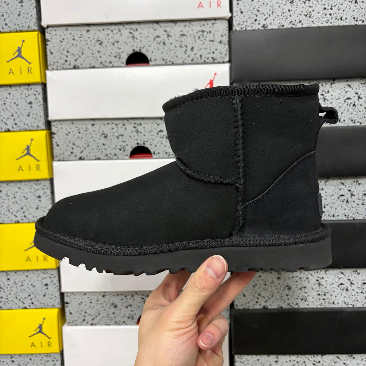 UGG Classic Mini Boot – Black