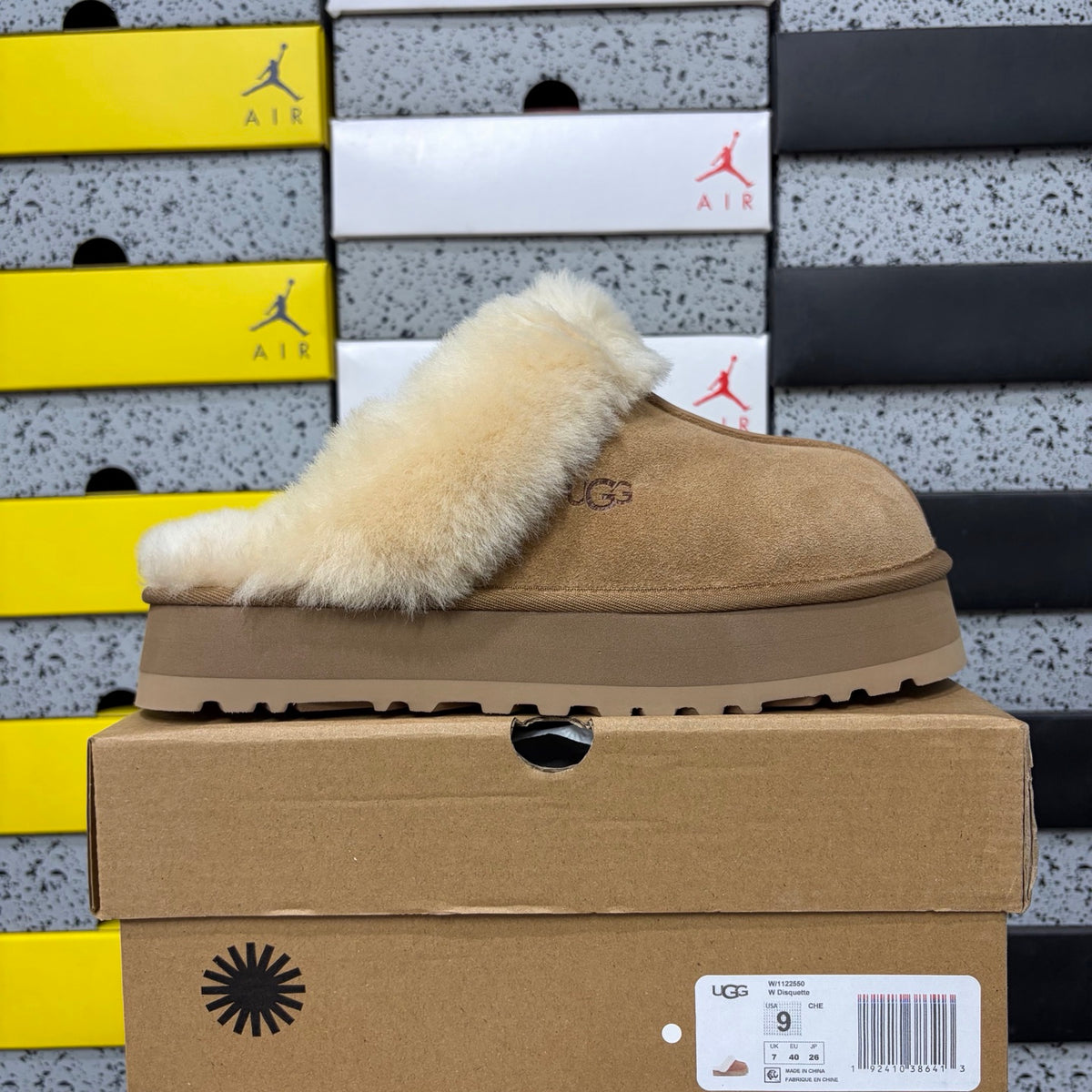 UGG Fluffy Platform Slide – Chestnut