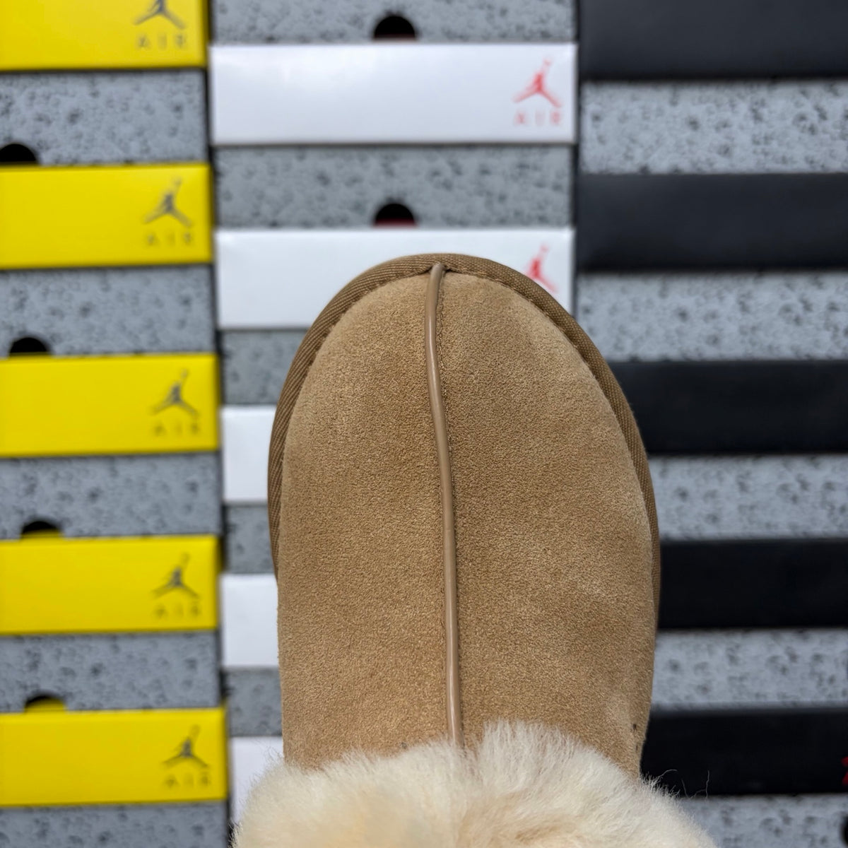 UGG Fluffy Platform Slide – Chestnut