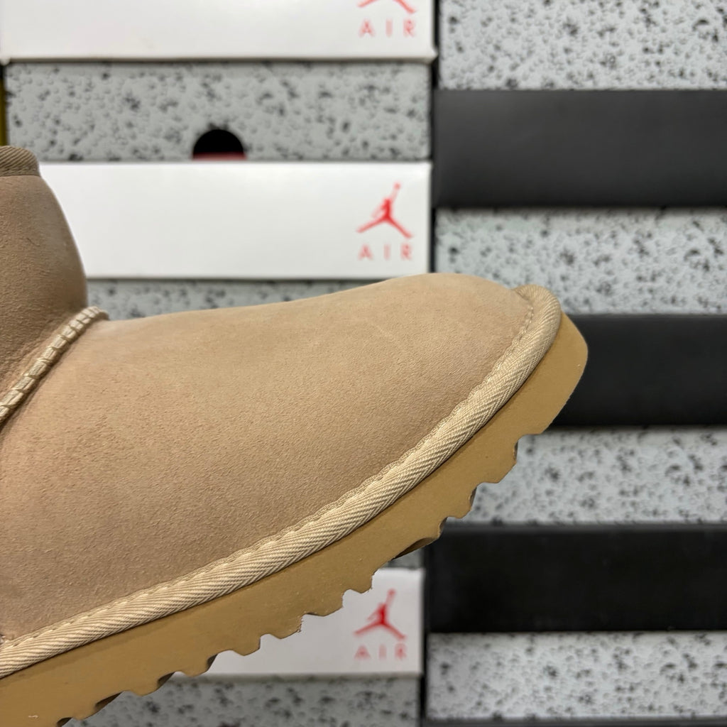 UGG Classic Mini Boot – Sand