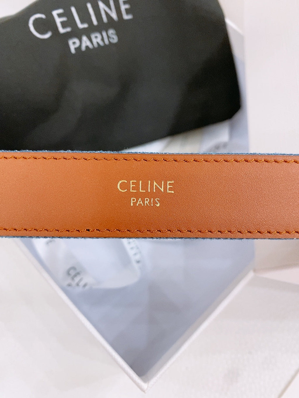 CELINE 25S BELT TRIOMPHE TAURILLON 25MM IN BROWN CALFSKIN AND DENIM 558353