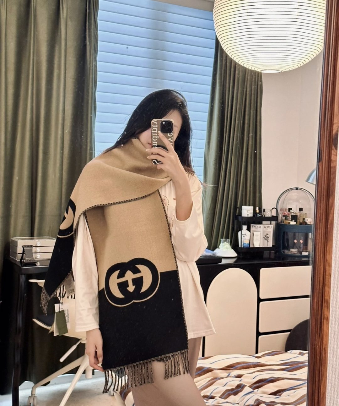 Gucci Black and Beige Fringe Scarf