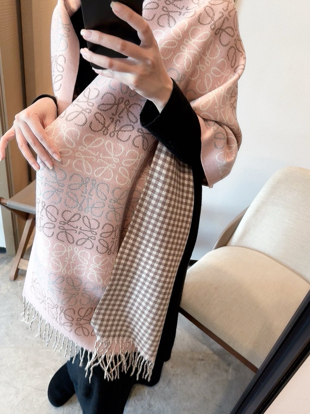 Reversible Fringed Patterned Scarf
