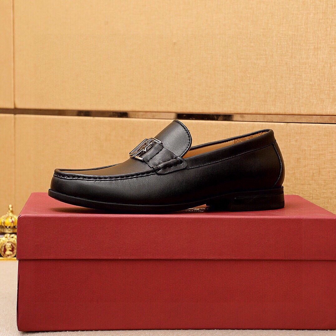 Ferragamo Black Metal Hardware Loafers