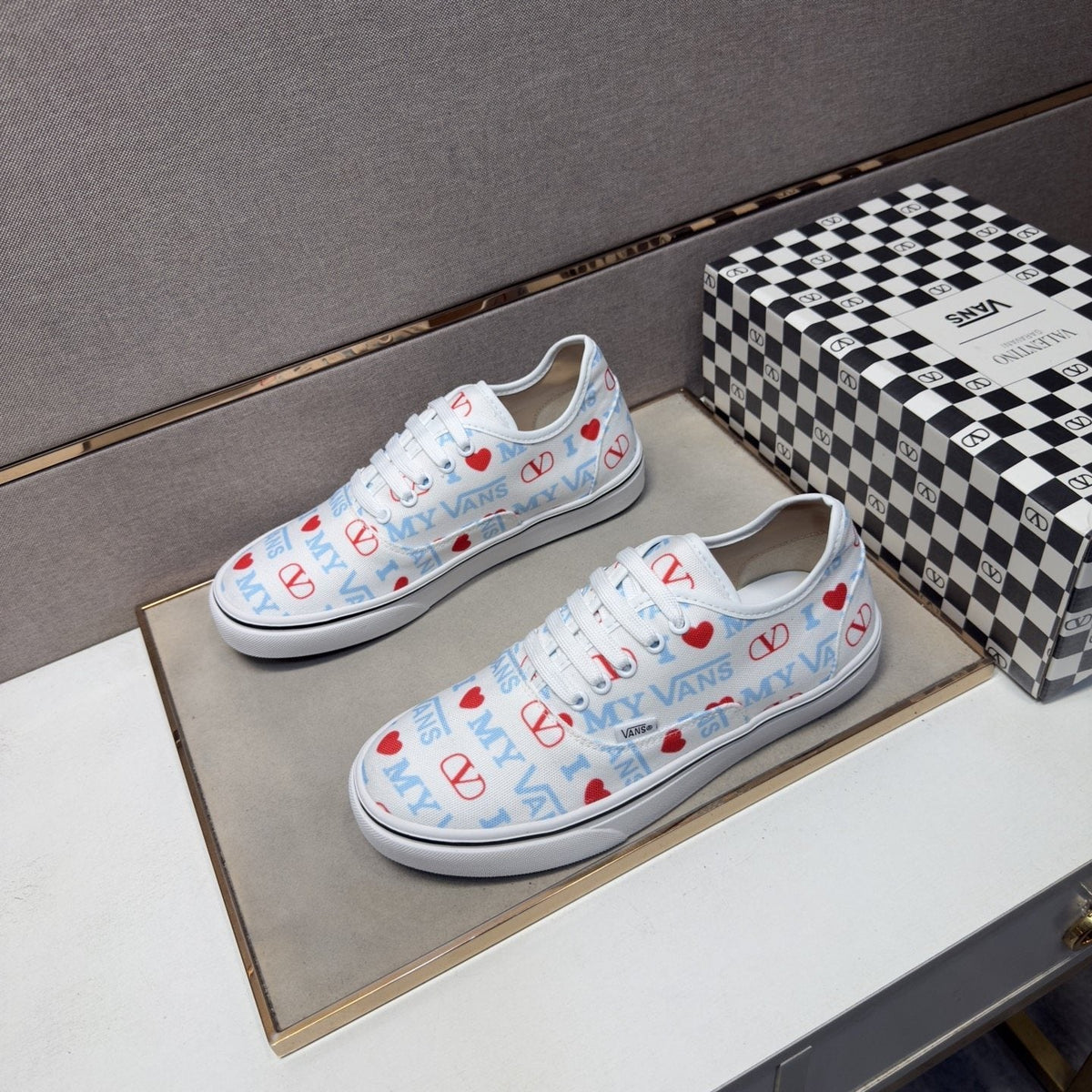 Vans Men's White Graphic Low-Top Sneakers