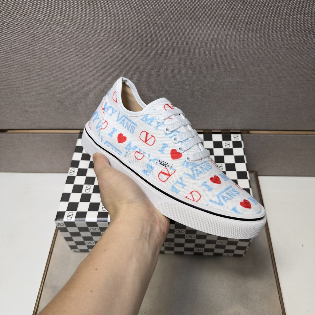 Vans Men's White Graphic Low-Top Sneakers