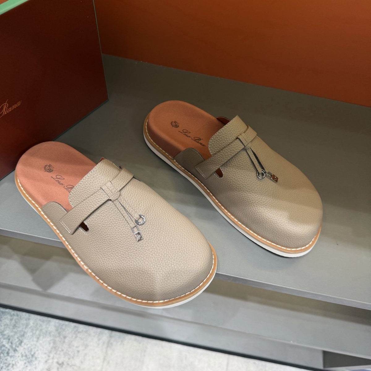 Textured Loafer Mule Shoes
