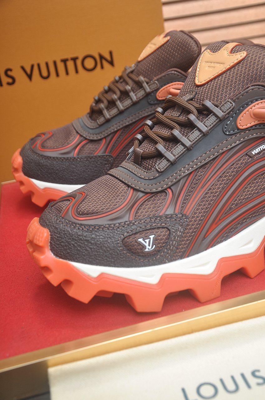 Louis Vuitton Low-Top Lug Sole Sneakers