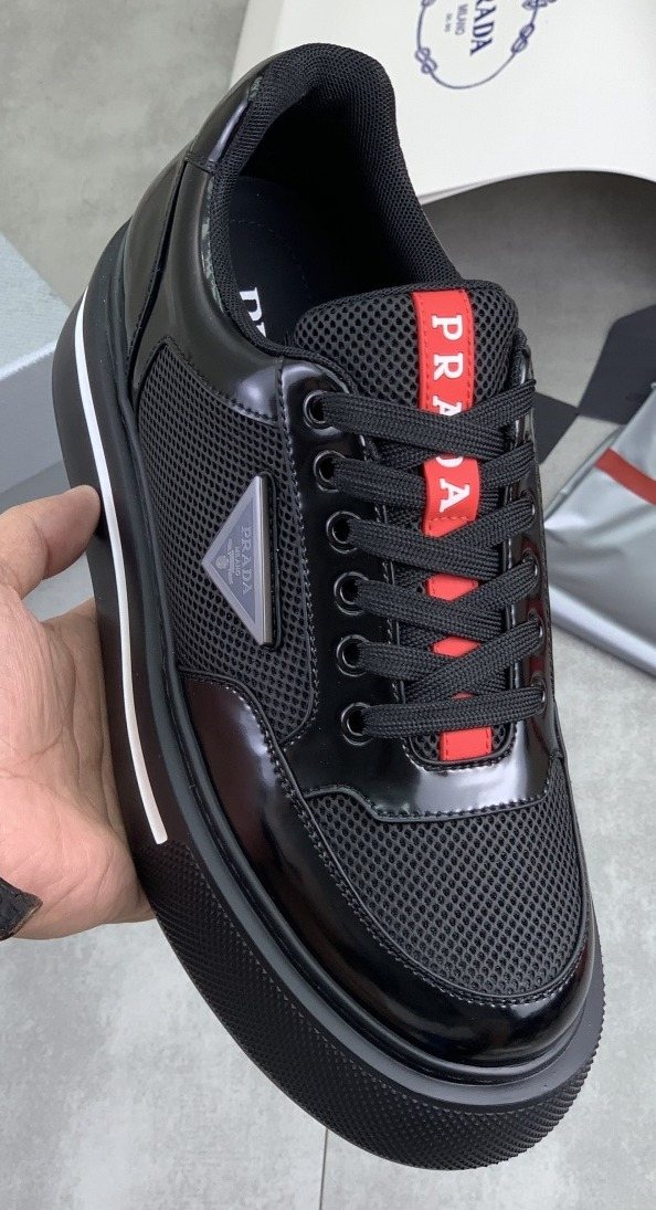 Prada Triangle Patch Low-Top Sneakers